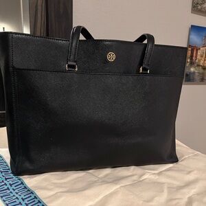 Tory Burch Black Robinson Tote